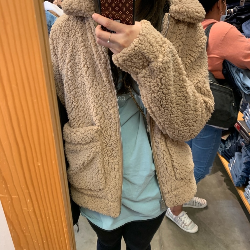 Levi’s oversized sherpa bomber jacket - Picture 4 of 6